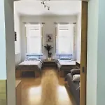 Viktorija Center Apartament *